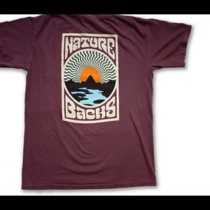 Nature Backs Nova Maroon T-shirt